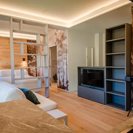 - Rayon Apartman Aosta